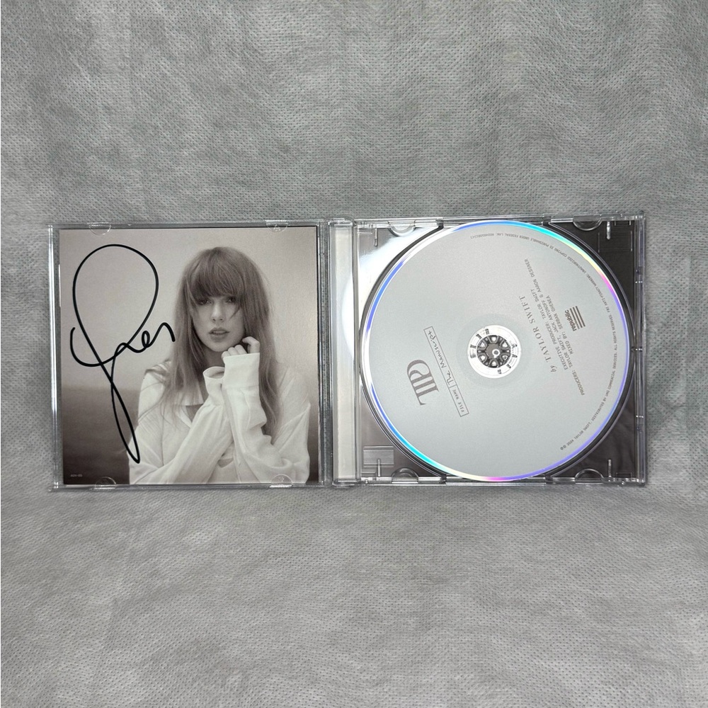 TTPD Signed Taylor Swift Cd
